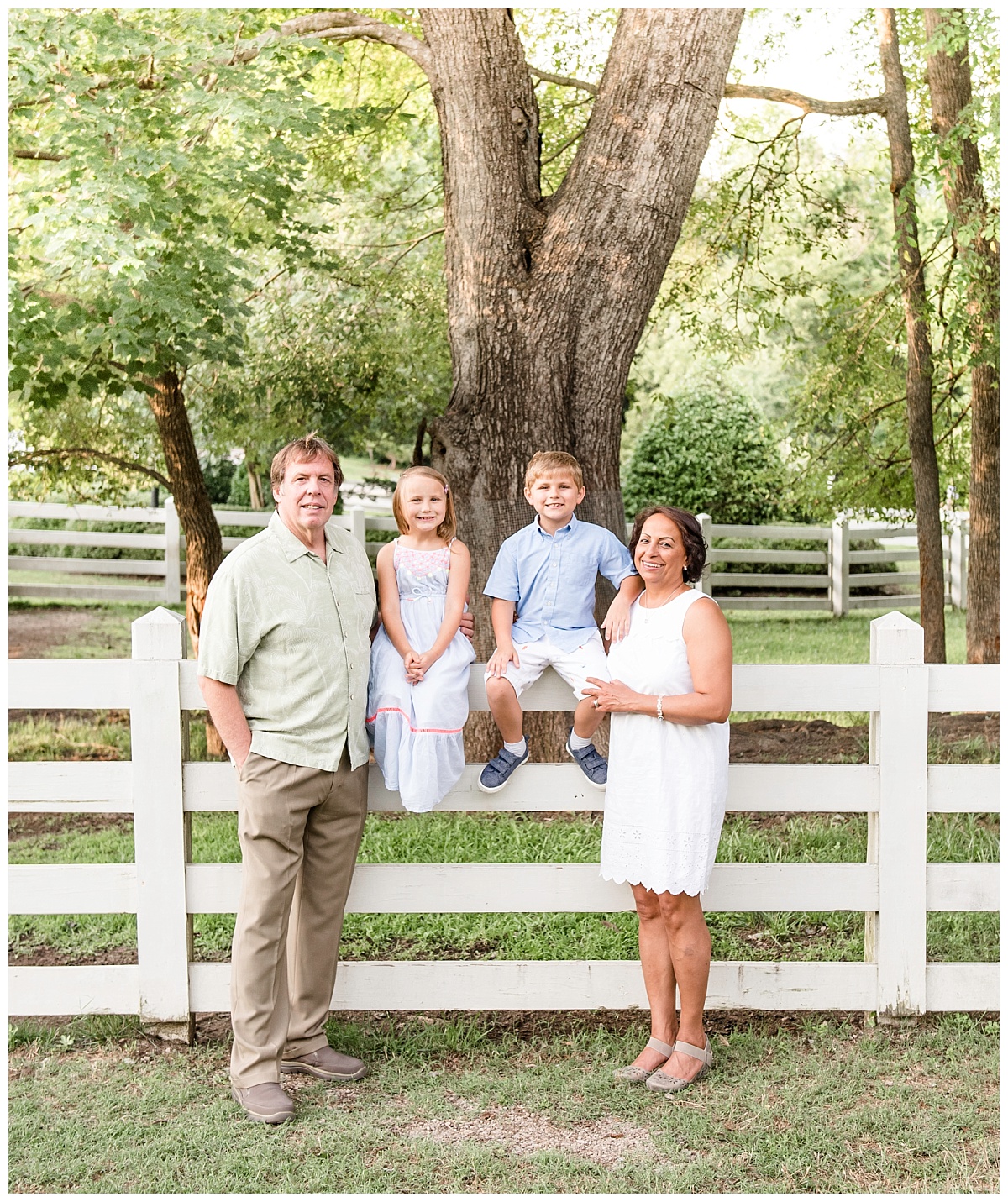 Raleigh Family Photography
Historic Oak View Family Photography
Light and airy Raleigh family photography